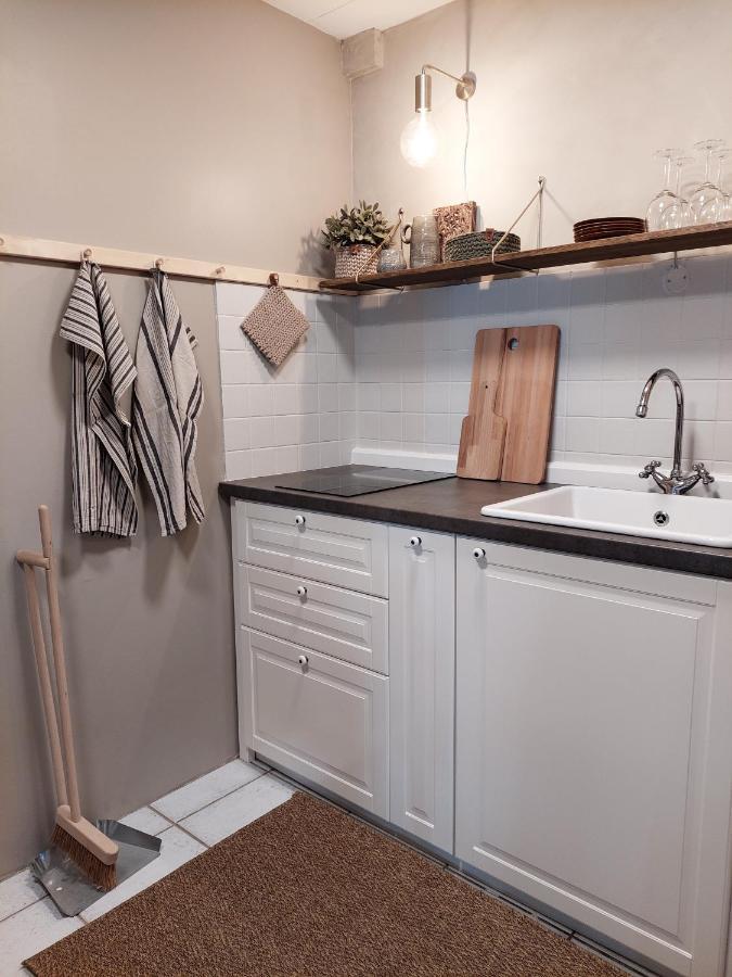 Old Charm Apartment - Keflavik Downtown מראה חיצוני תמונה